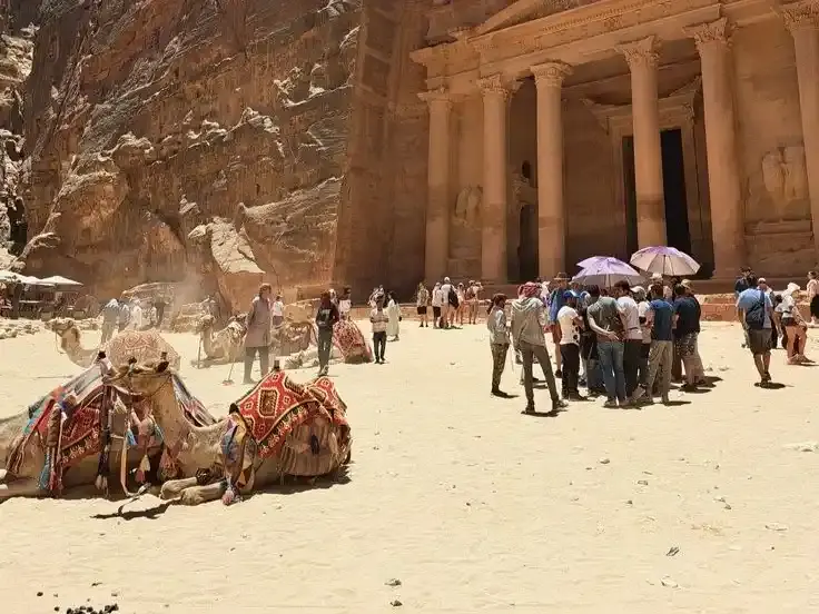 Private transportation from Makkah to Saudi border crossings